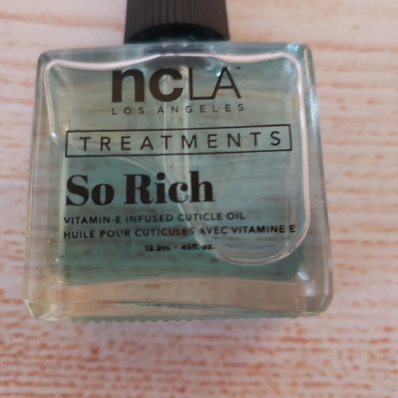 NCLA So Rich Cuticle Oil (Mermaid Tears) ncla236 Vitamin E Infused .45 fl oz - Picture 5 of 8